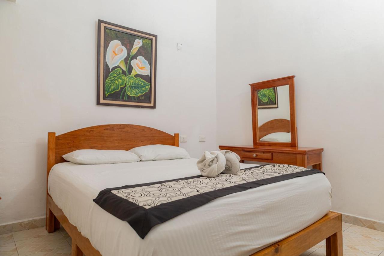 Hotel Las Palmas Cancun Centro Εξωτερικό φωτογραφία