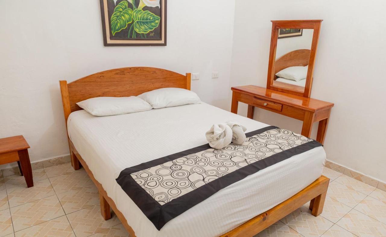 Hotel Las Palmas Cancun Centro Εξωτερικό φωτογραφία